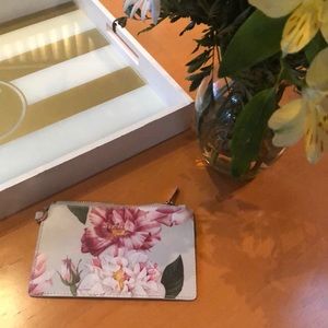 Ted Baker flower flat carry pouch w/rose gold acc